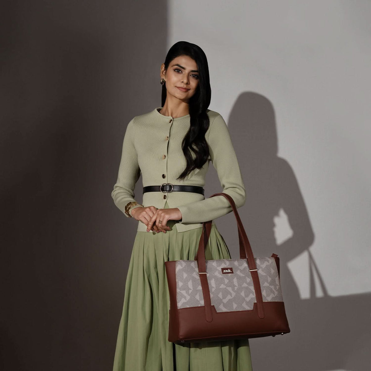 Zouk Aravalli Abstract Maya Multitasker Tote Bag