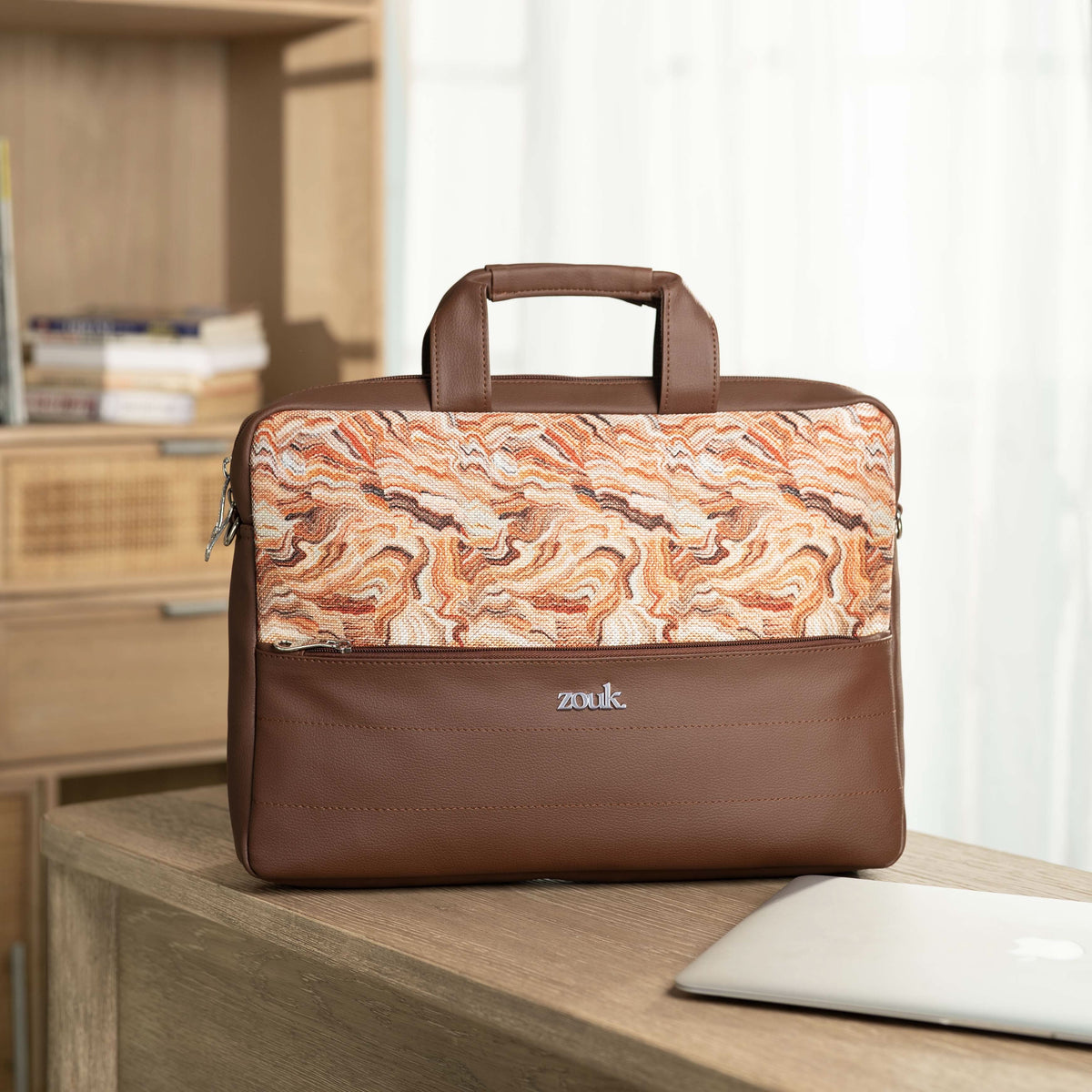 Nicobar Coral Men's Arin Laptop
