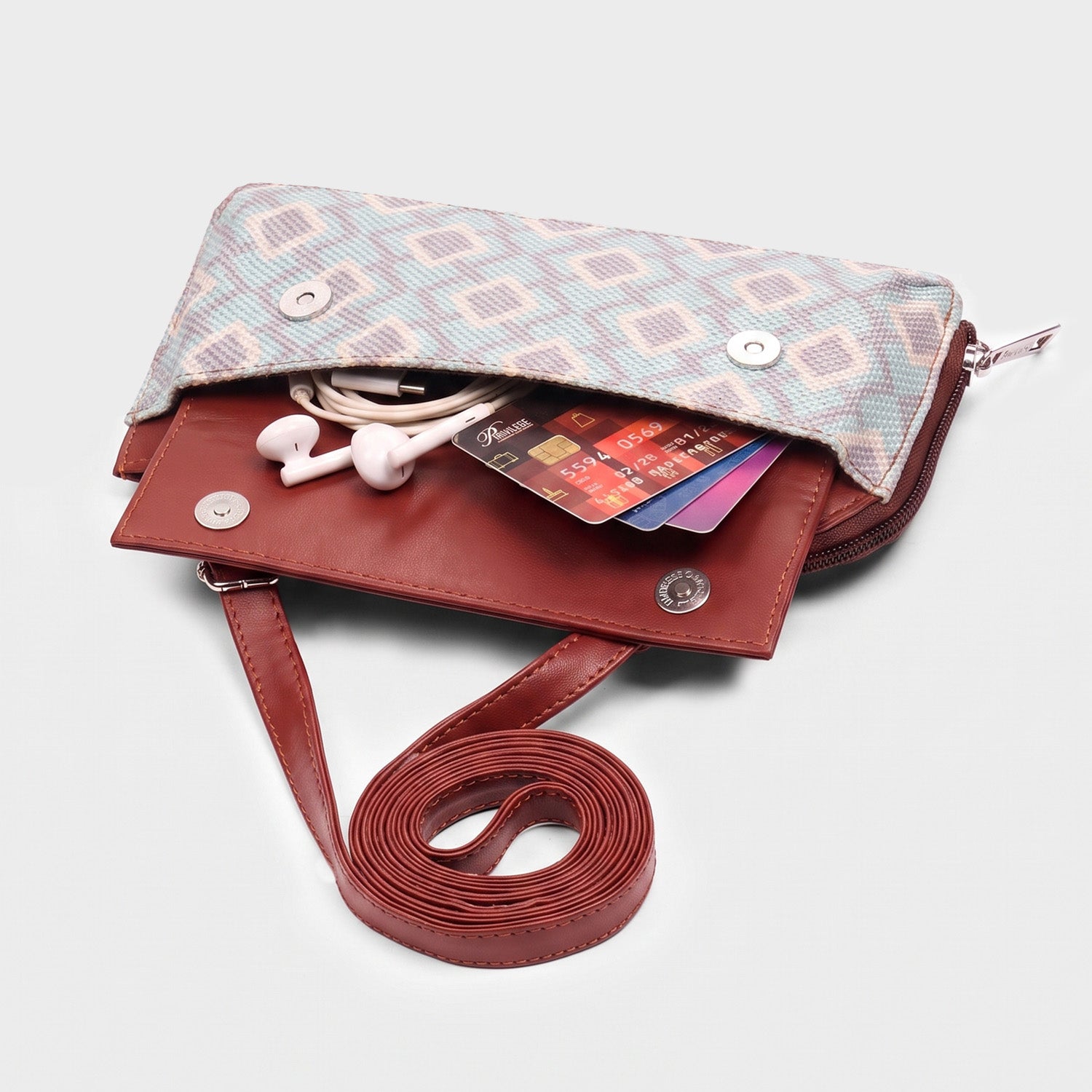 Azura Phone Sling Umaid Diamond