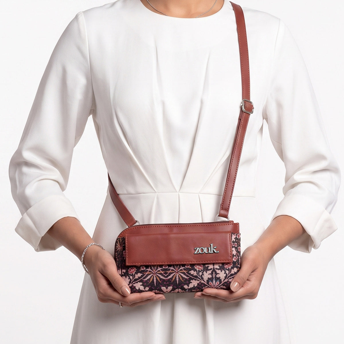 Azura Phone Sling Kashmir Blooms