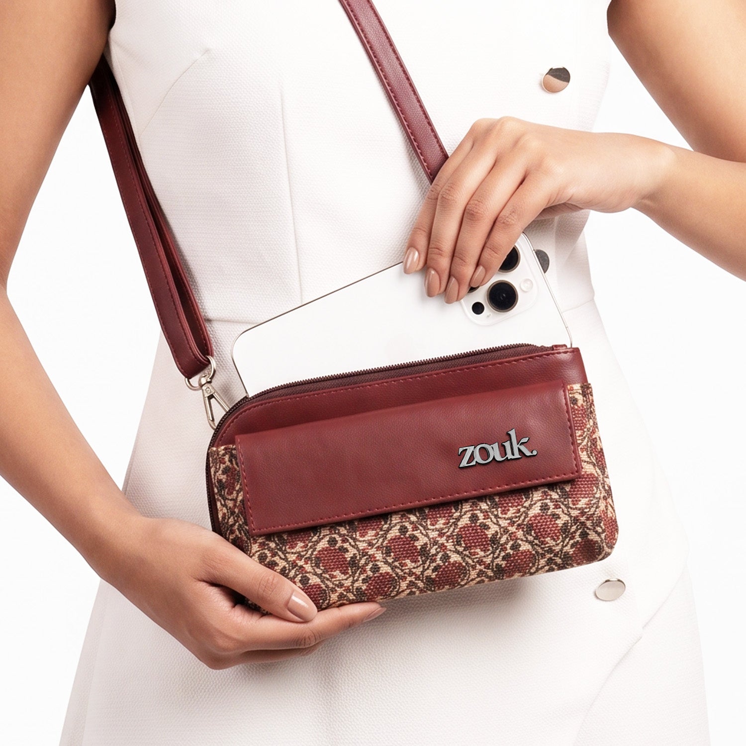Azura Phone Sling Auroville Botanica