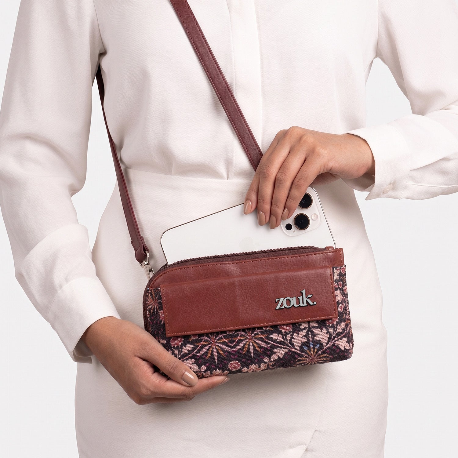 Azura Phone Sling Kashmir Blooms