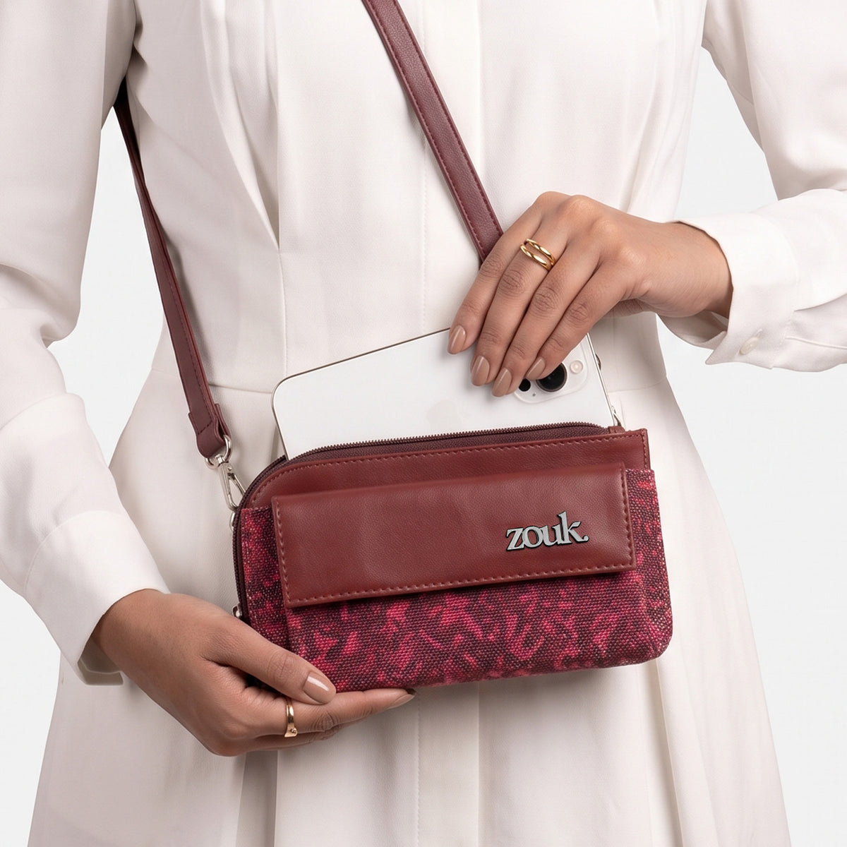 Azura Phone Sling Tripura Blooms