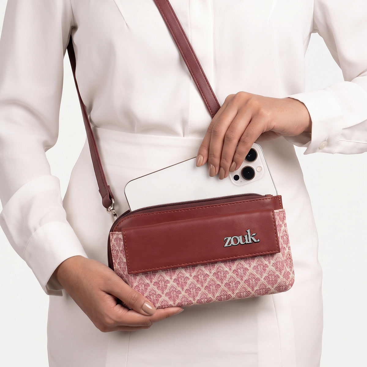 Azura Phone Sling Chamoli Motif