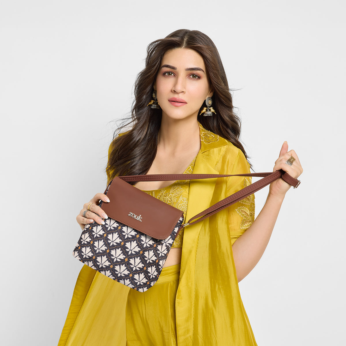 Bidri Kaiser Flap Sling Bag 
