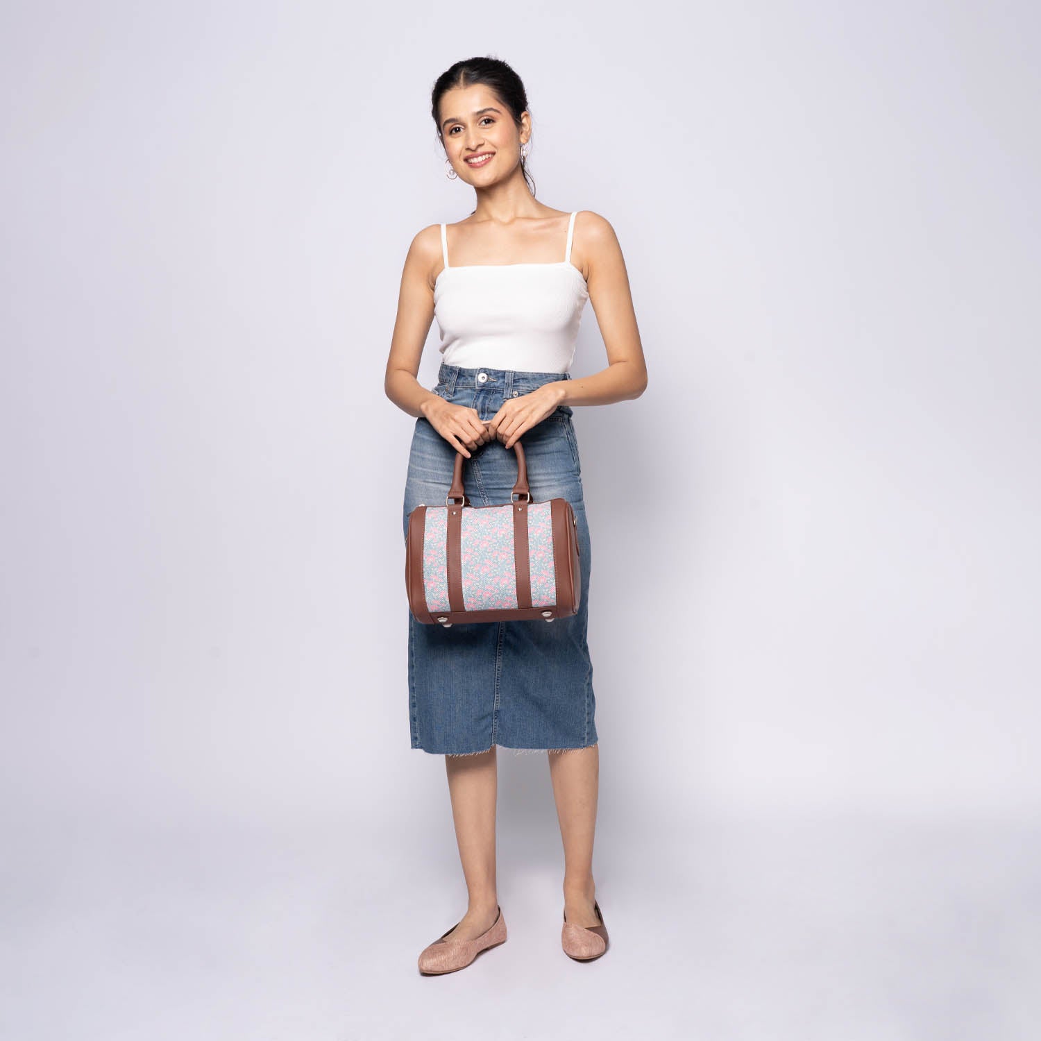 WD7403) Latest Style Women's Handbags Haute Couture Handbags Trendy Handbags  Online - China Designer Bag and Lady Handbag price | Made-in-China.com