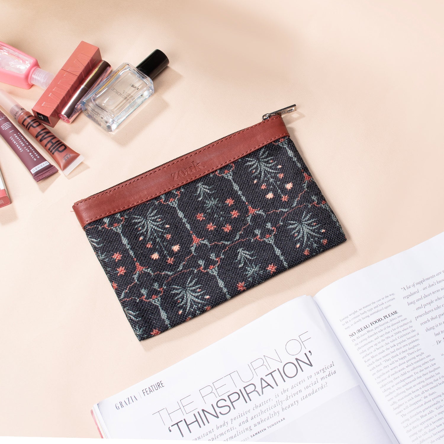 ZIP-Taj Guldasta Cosmetic Pouch