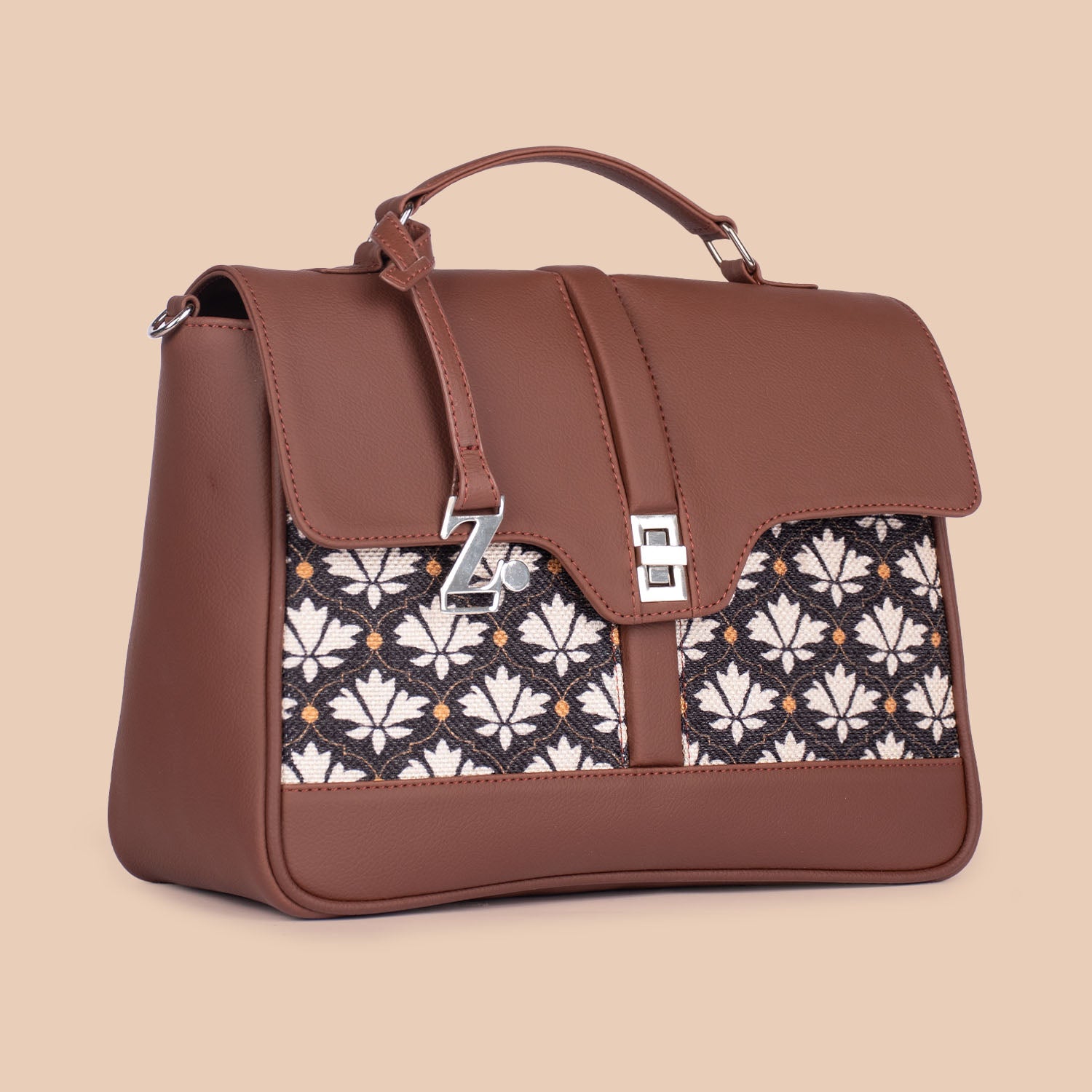 Kriti Sanon - Bidri Kaiser Nessa Satchel