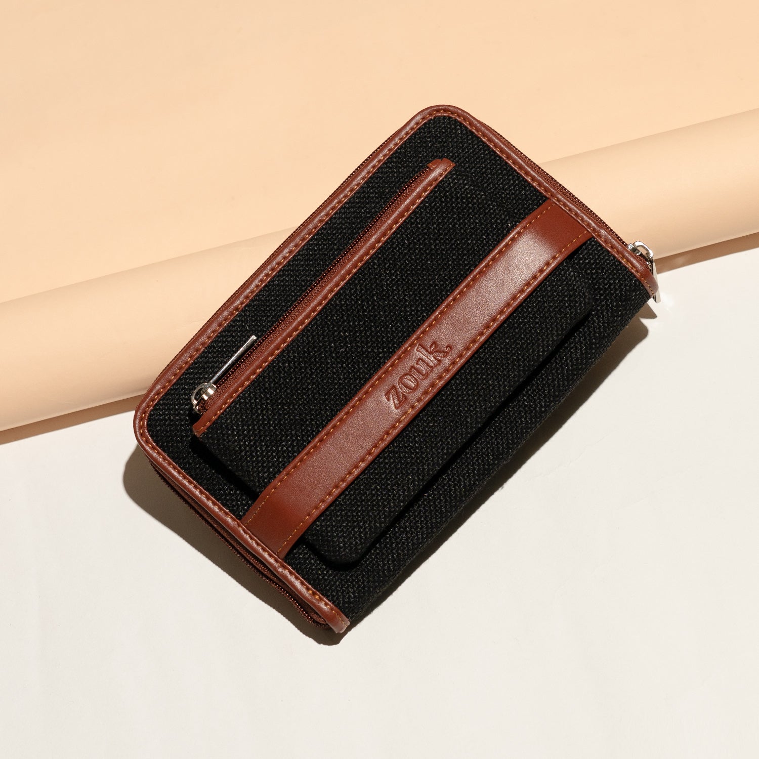 Jet Black Classic Zipper Wallet