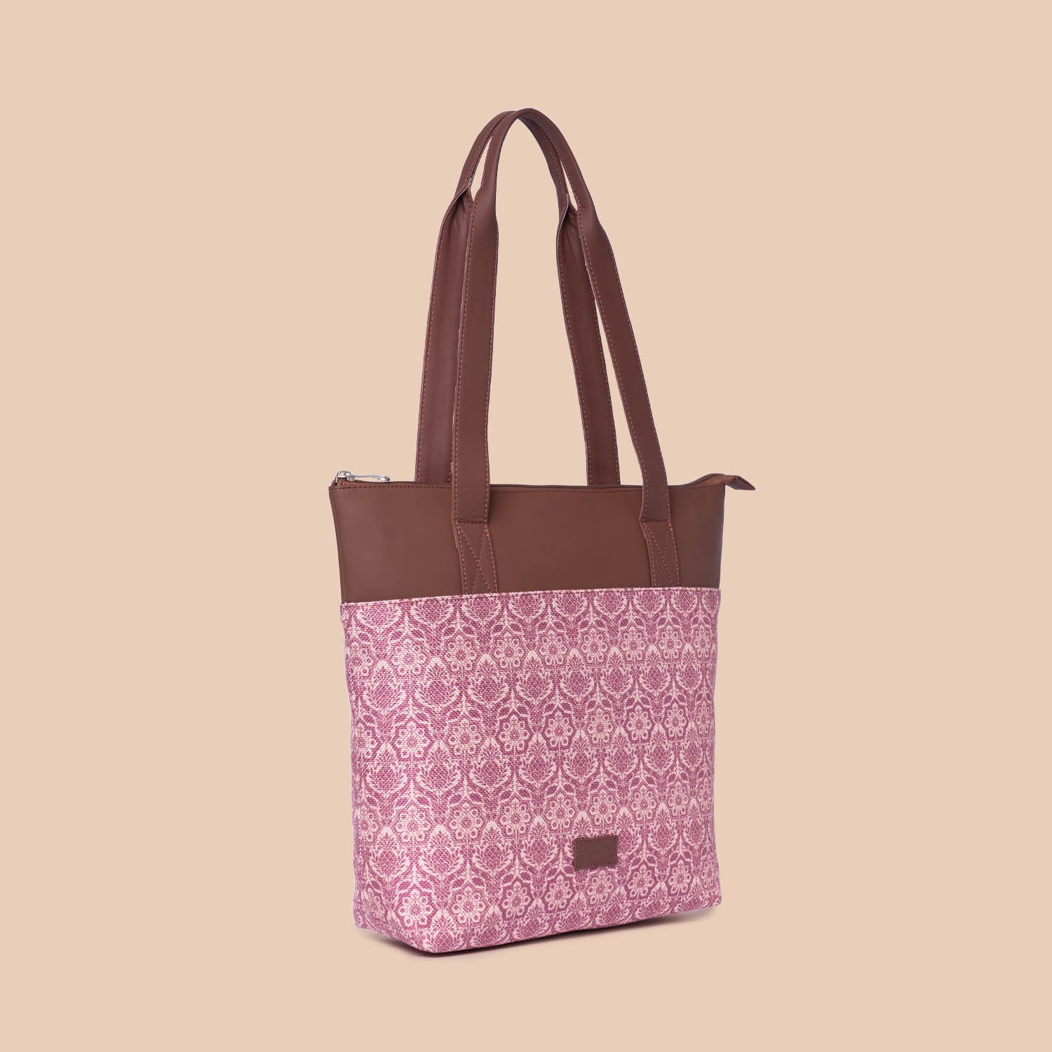 Madurai Blossom Everyday Tote bag