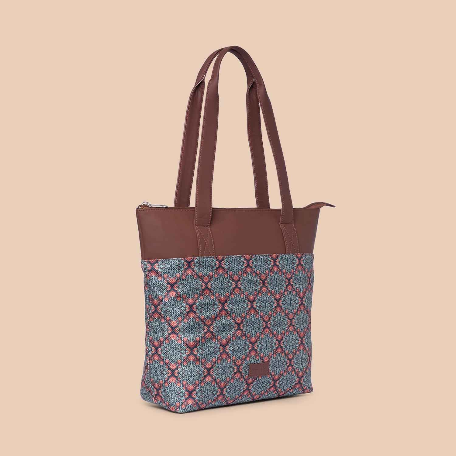 Kolkata Nouveau Everyday Tote Bag & Chain Wallet Combo