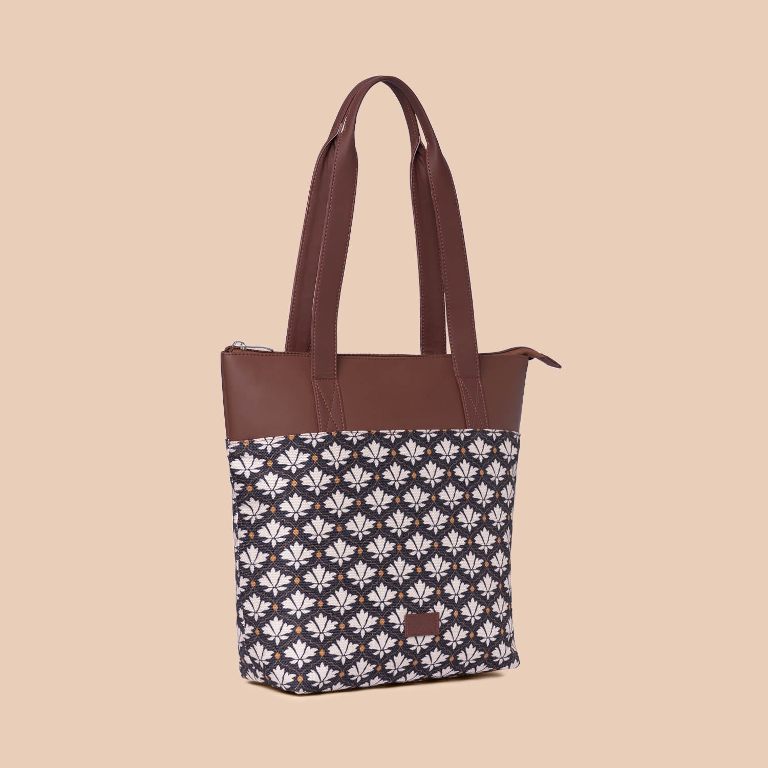 Bidri Kaiser Everyday Tote Bag & Chain Wallet Combo