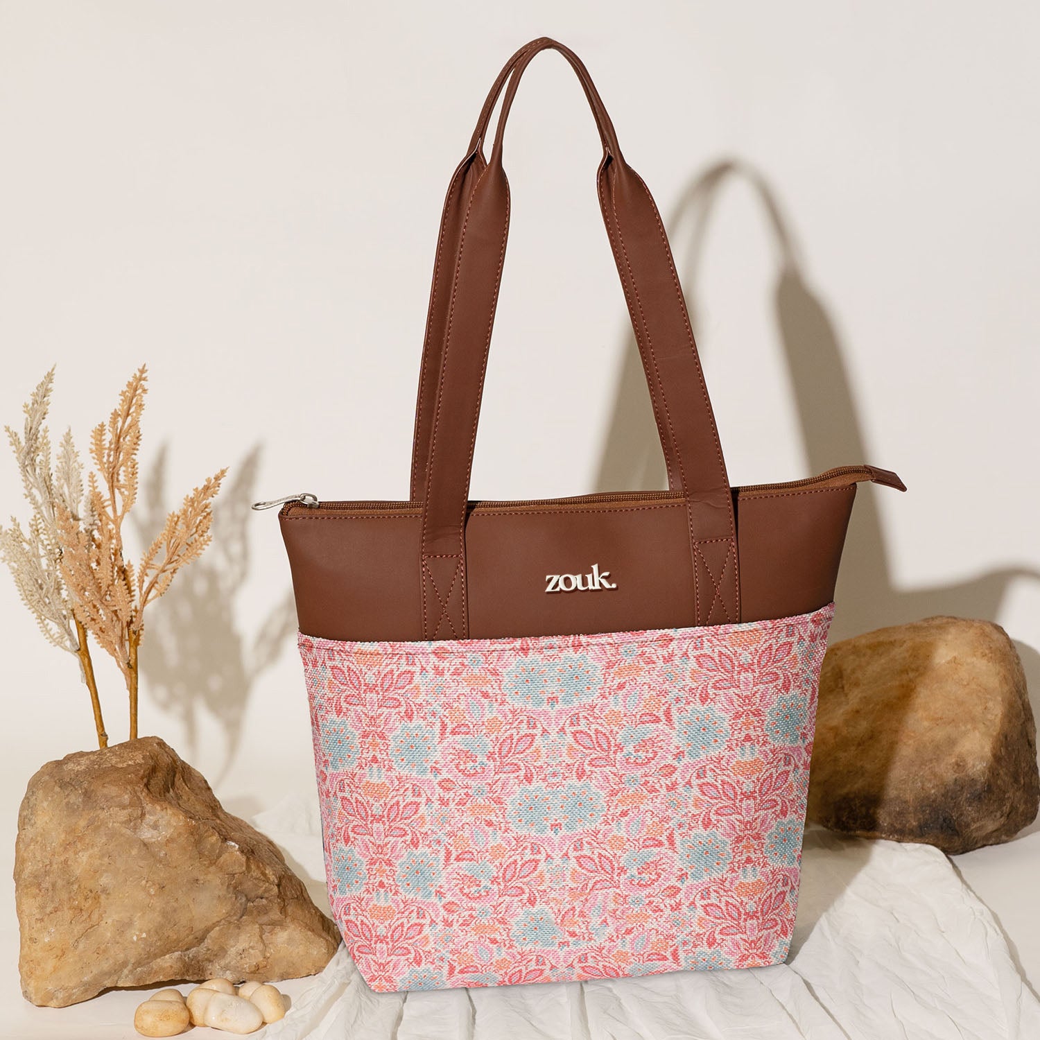 Mangalore Blossoms Everyday Tote Bag