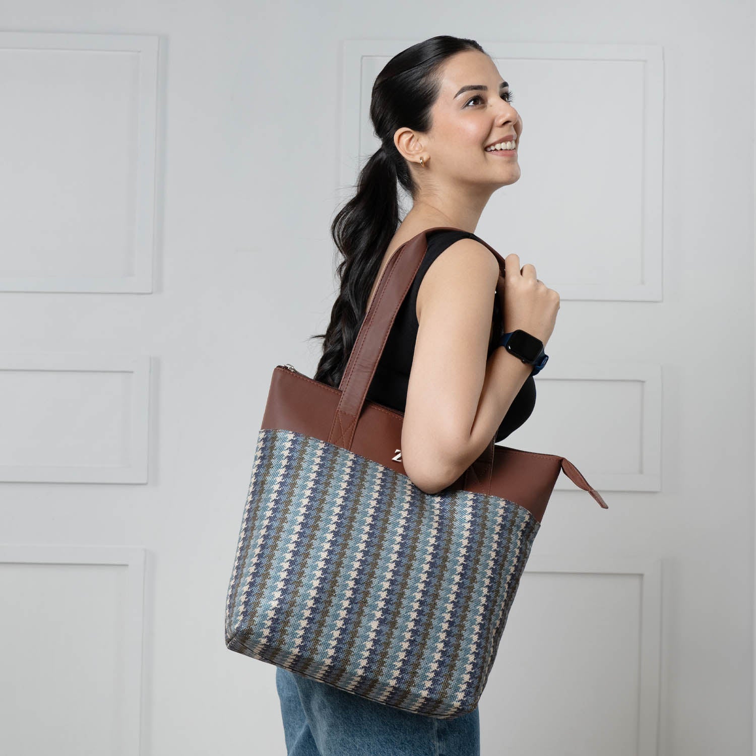 Bombay Houndstooth Everyday Tote Bag