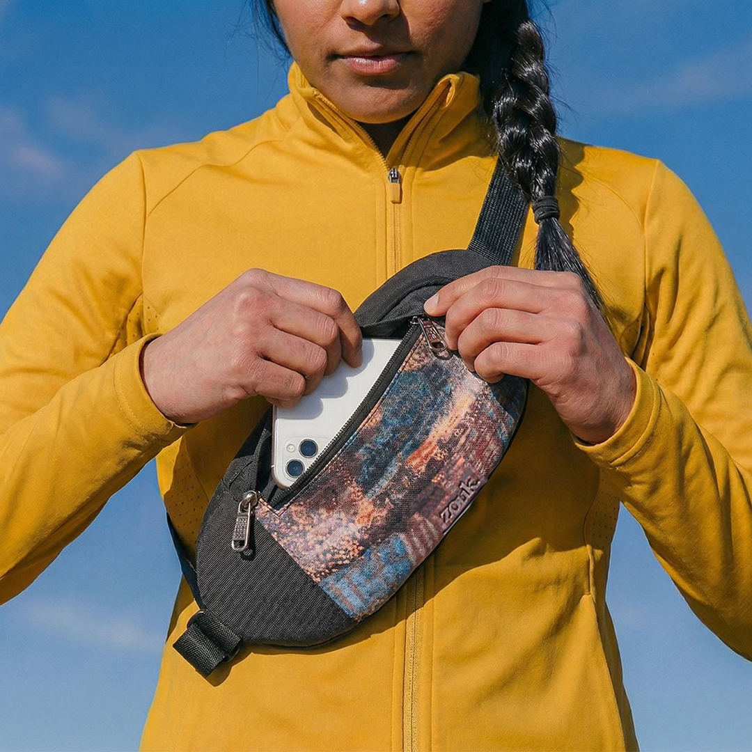 Triund Baroque Faye Fanny Pack