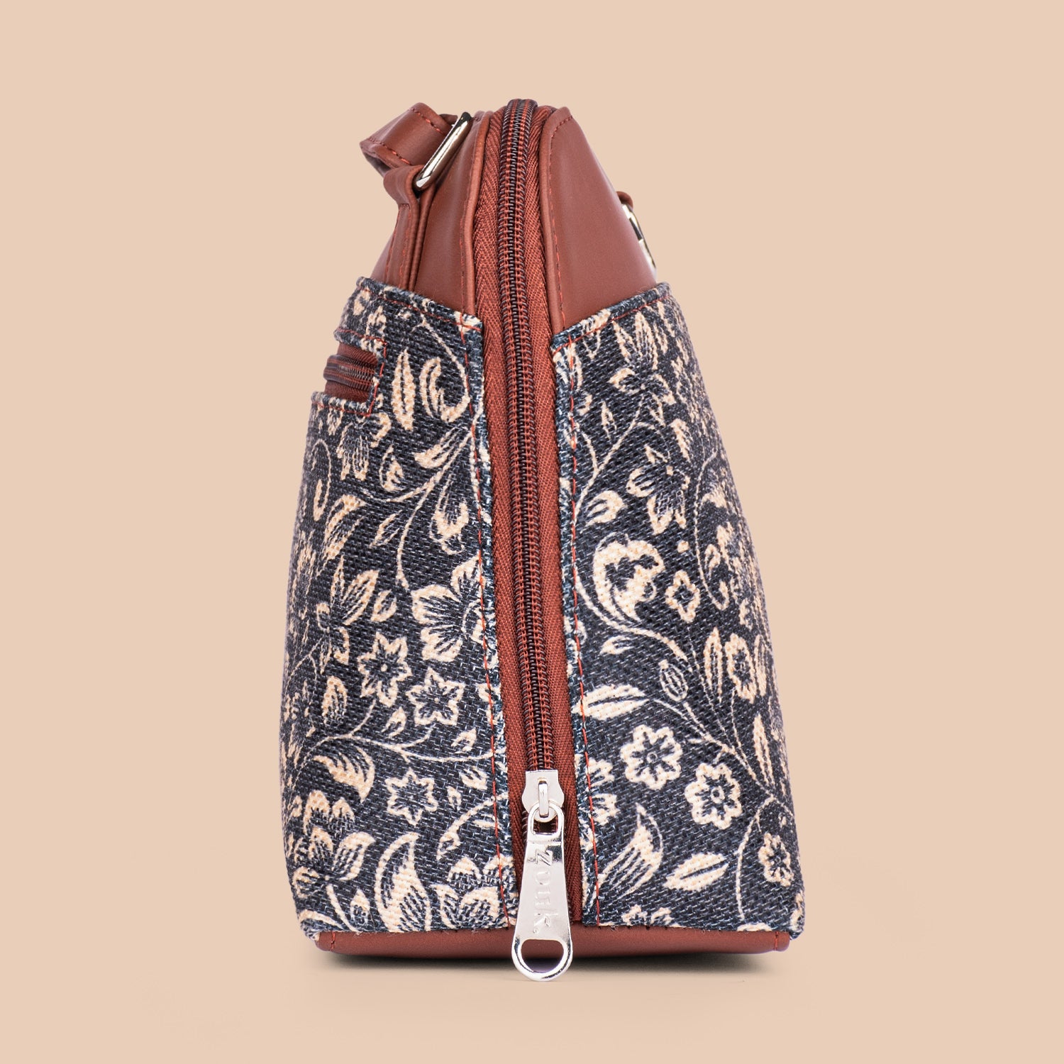 FloMotif OOO Sling Bag