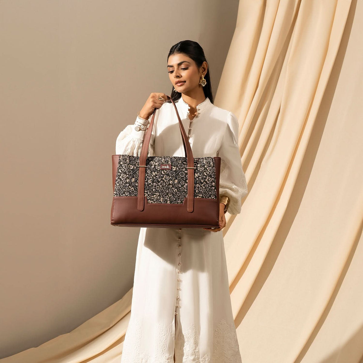 Zouk FloMotif Maya Multitasker Tote Bag