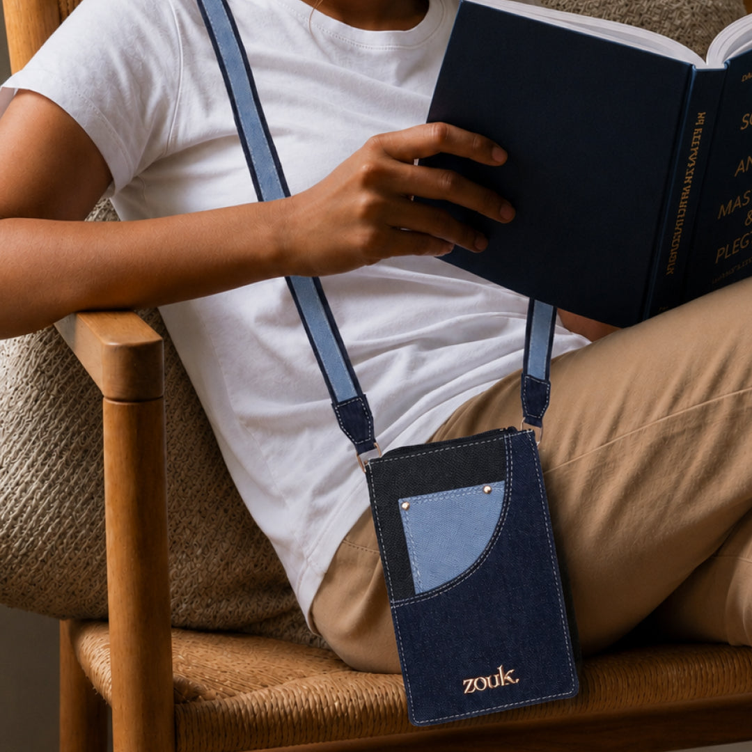 Rumi Phone Sling Jet Black