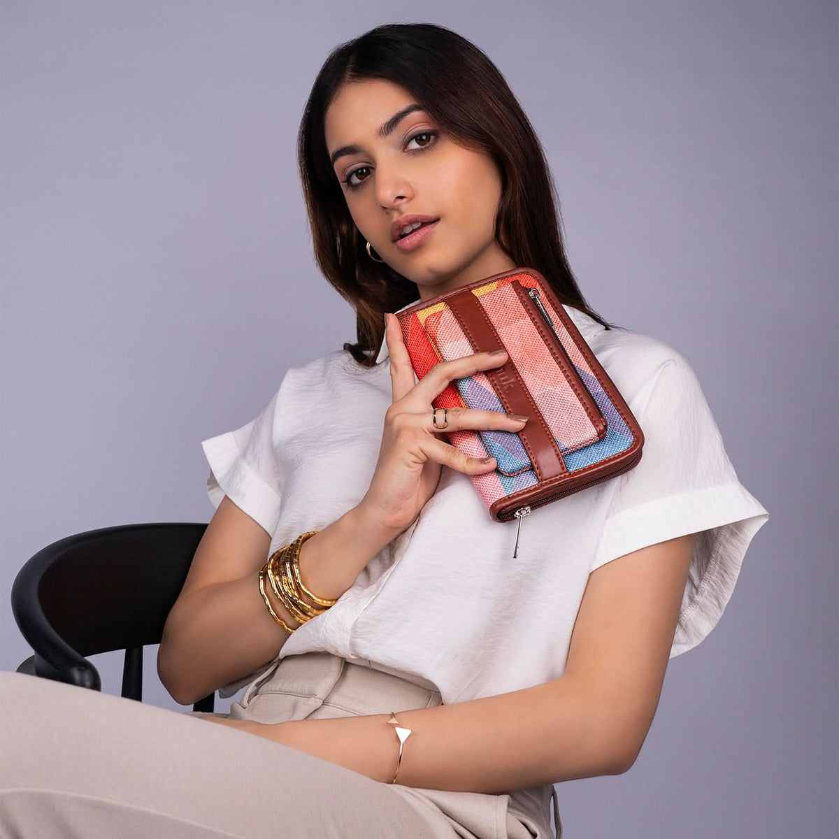 GeoOptics Classic Zipper Wallet
