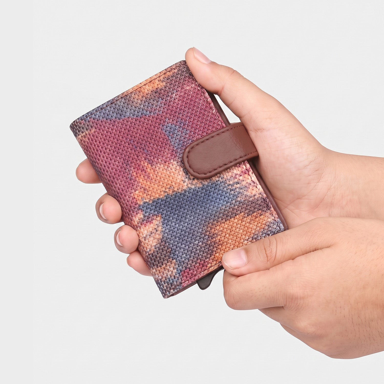 Ajanta Allure Arc Card Holder