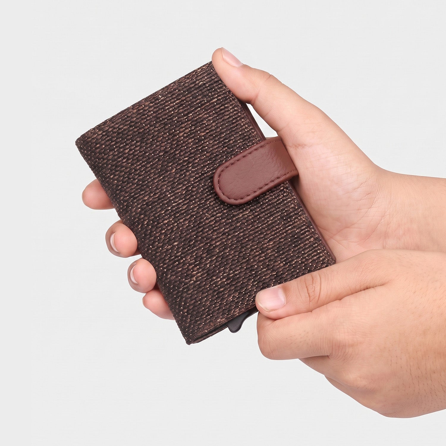Bristel Arc Card Holder