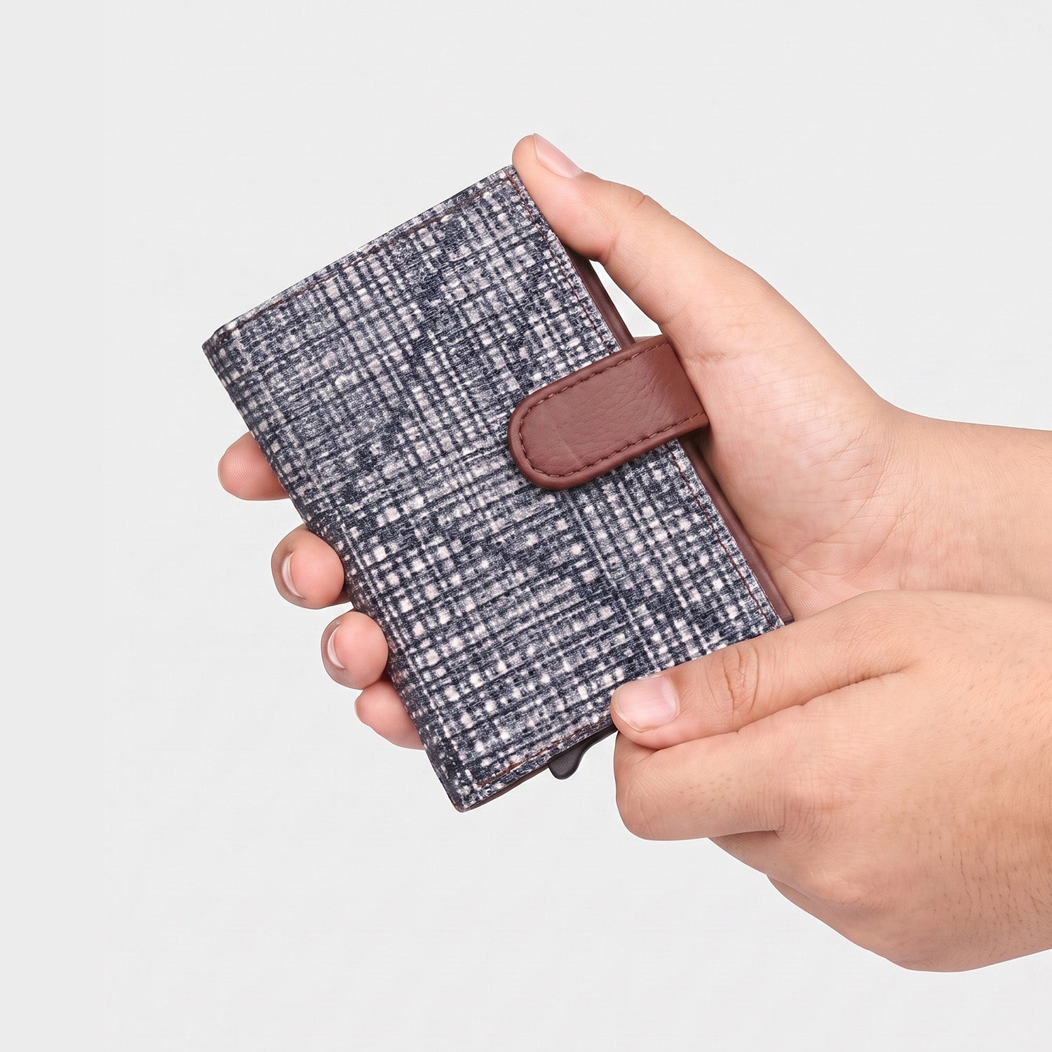 Calcutta Pixels Arc Card Holder