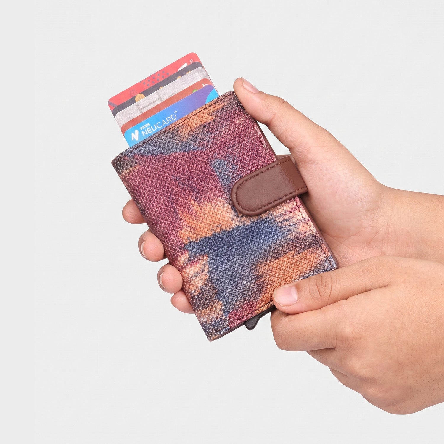 Ajanta Allure Arc Card Holder