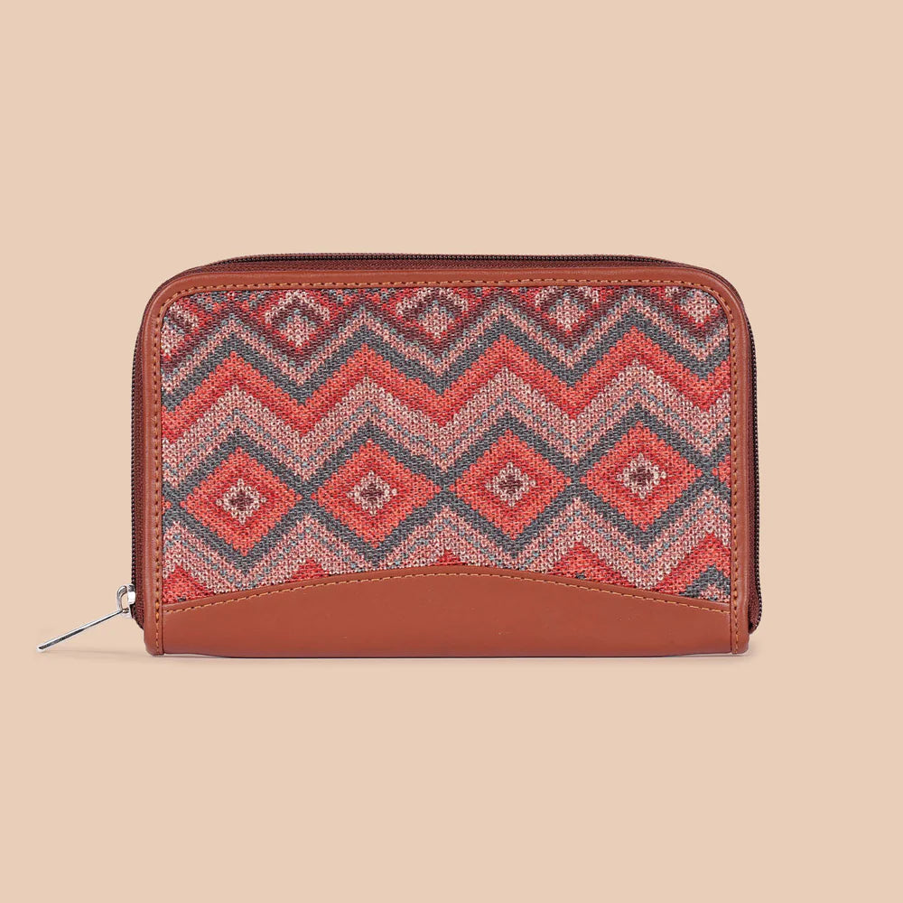 Gwalior Weaves Sling Bag and Chain Wallet (CFC) Combo