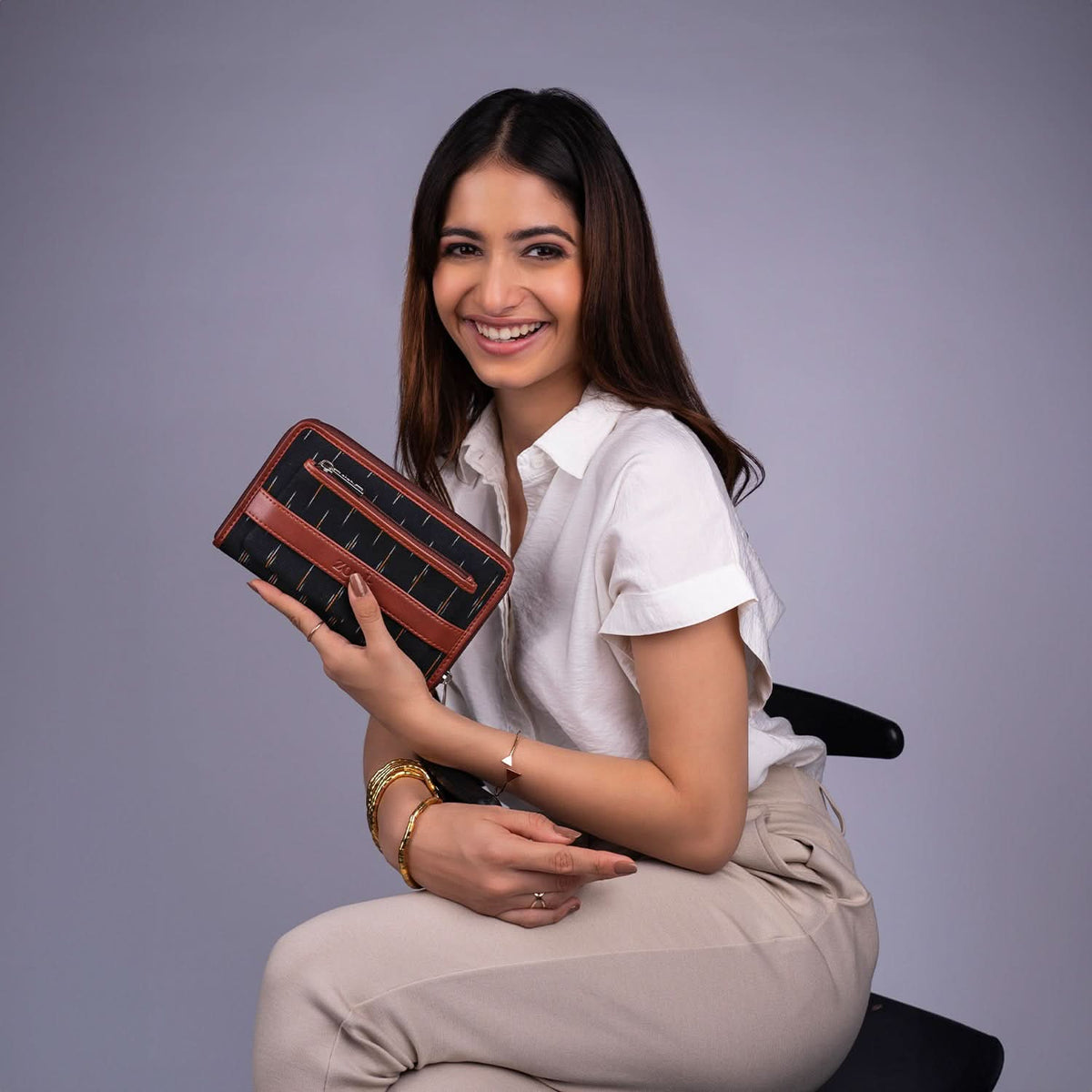 Ikat GreRe Classic Zipper Wallet