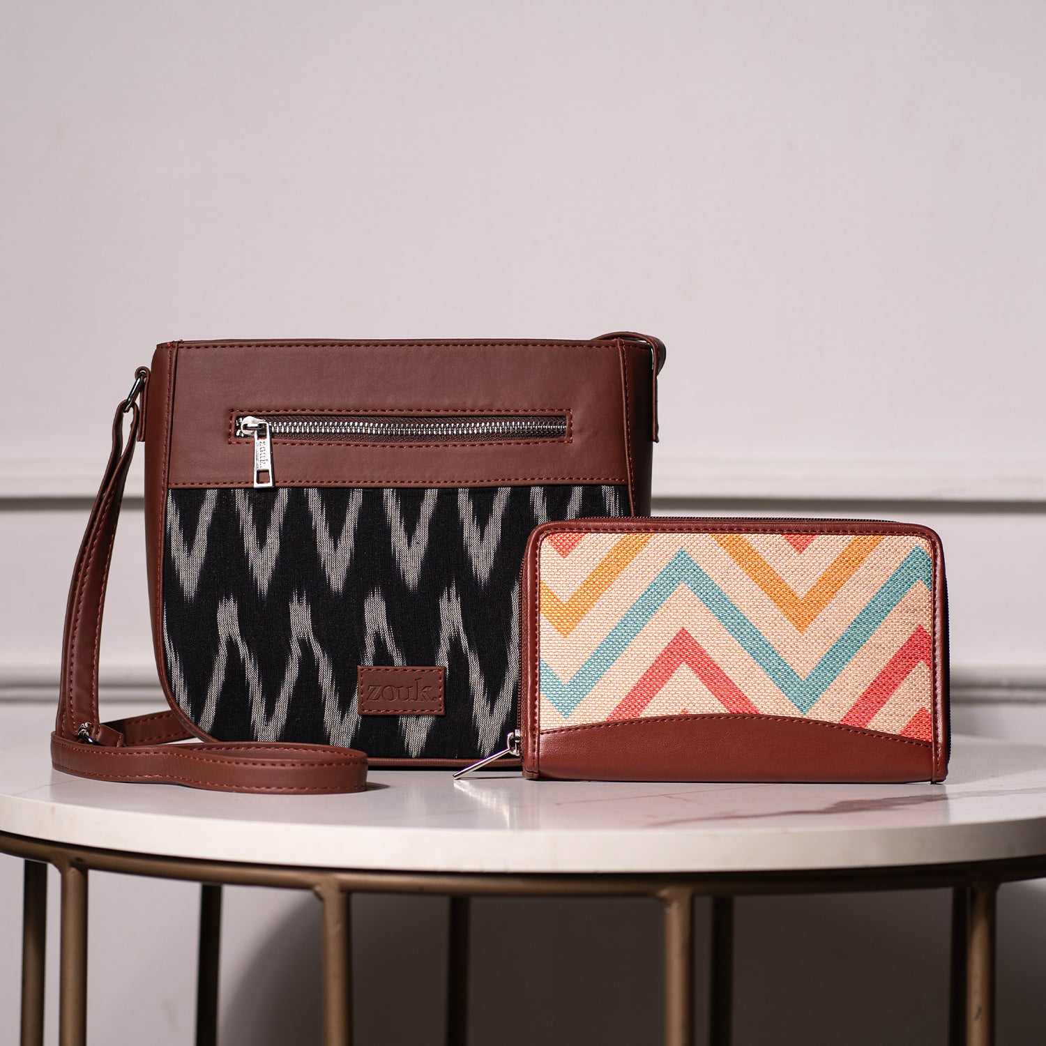 Ikat Wave & WavBeach - U-Shaped Sling Bag & Chain Wallet Combo