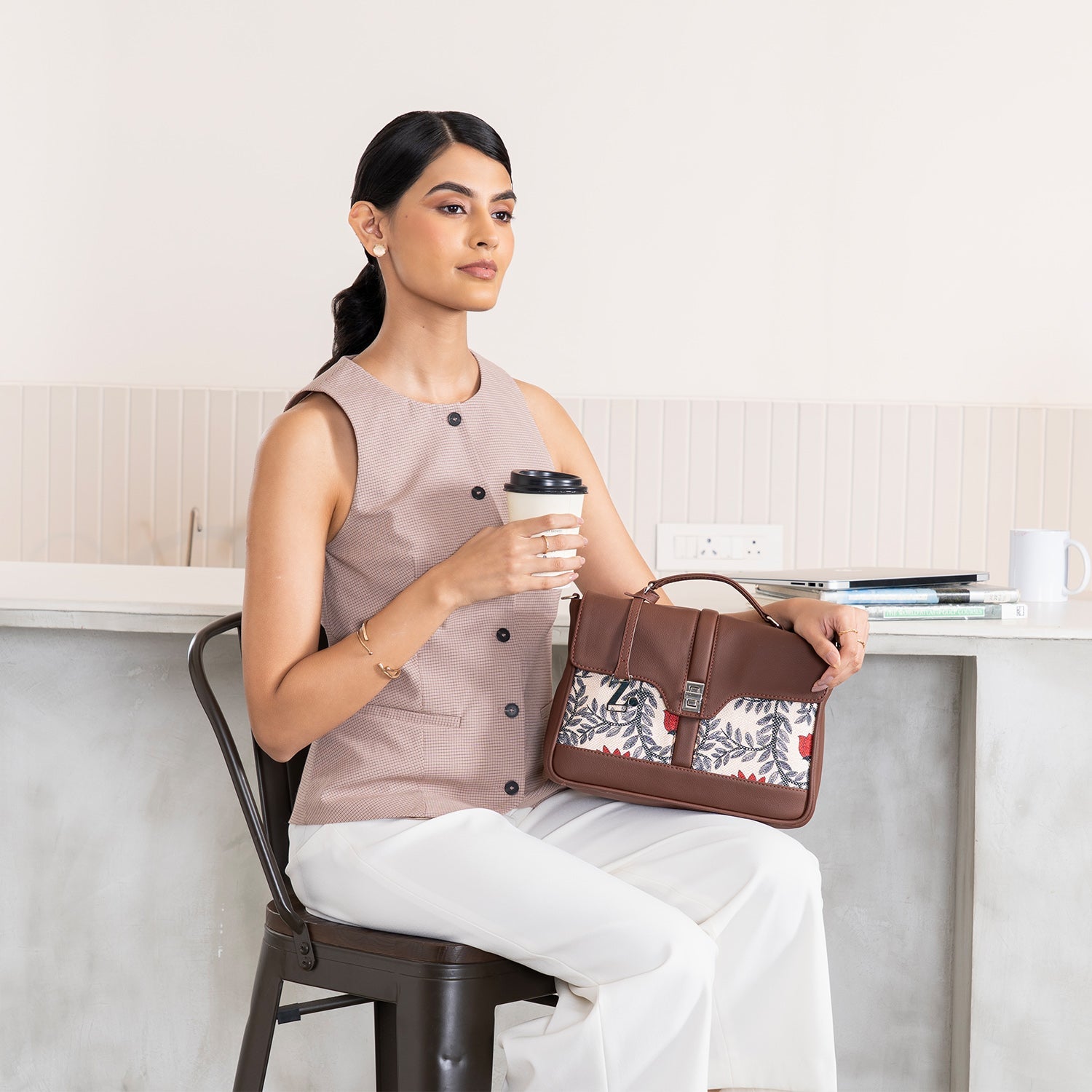 ZIP-Kriti Sanon - Nawabi Couture Nessa Satchel