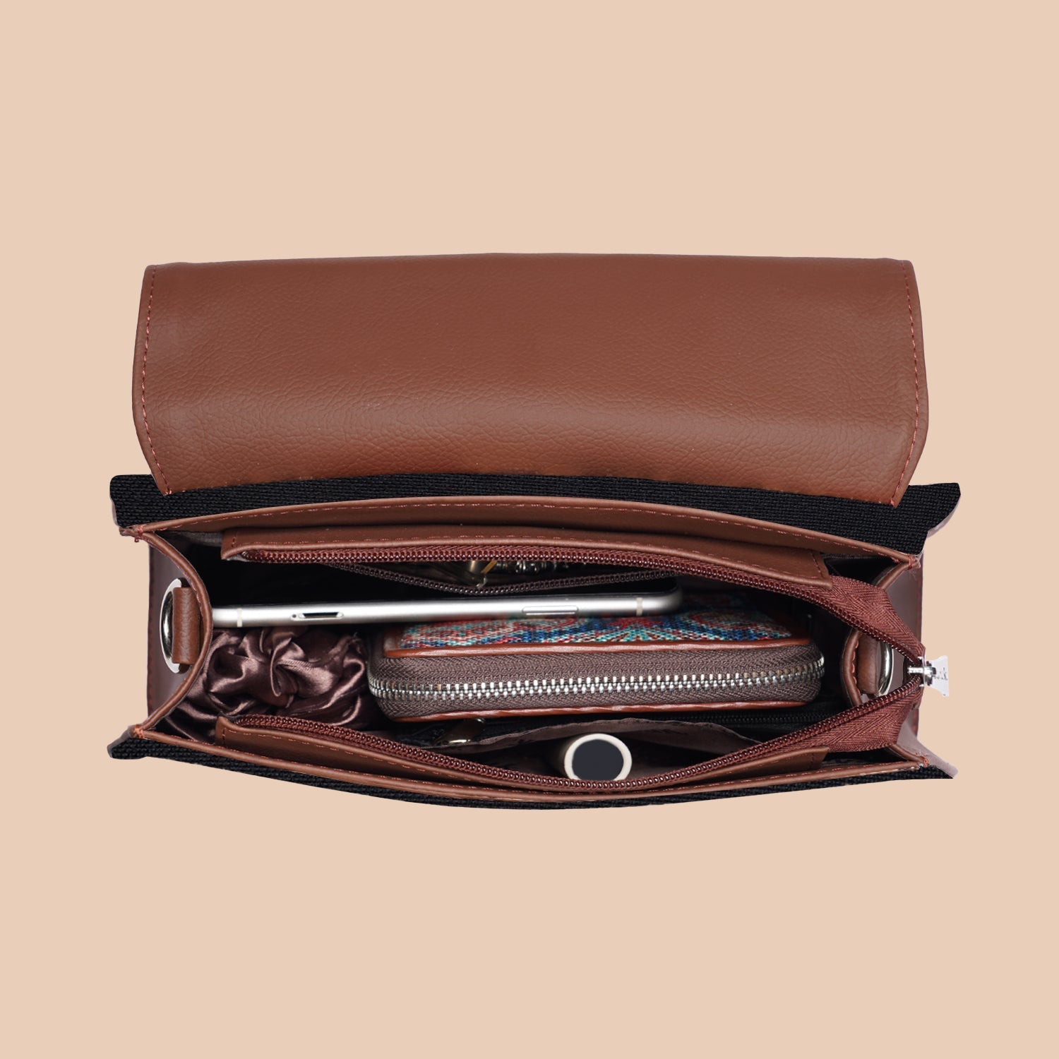 ZIP-Kriti Sanon - Ikat GreRed Iconic Evening Satchel