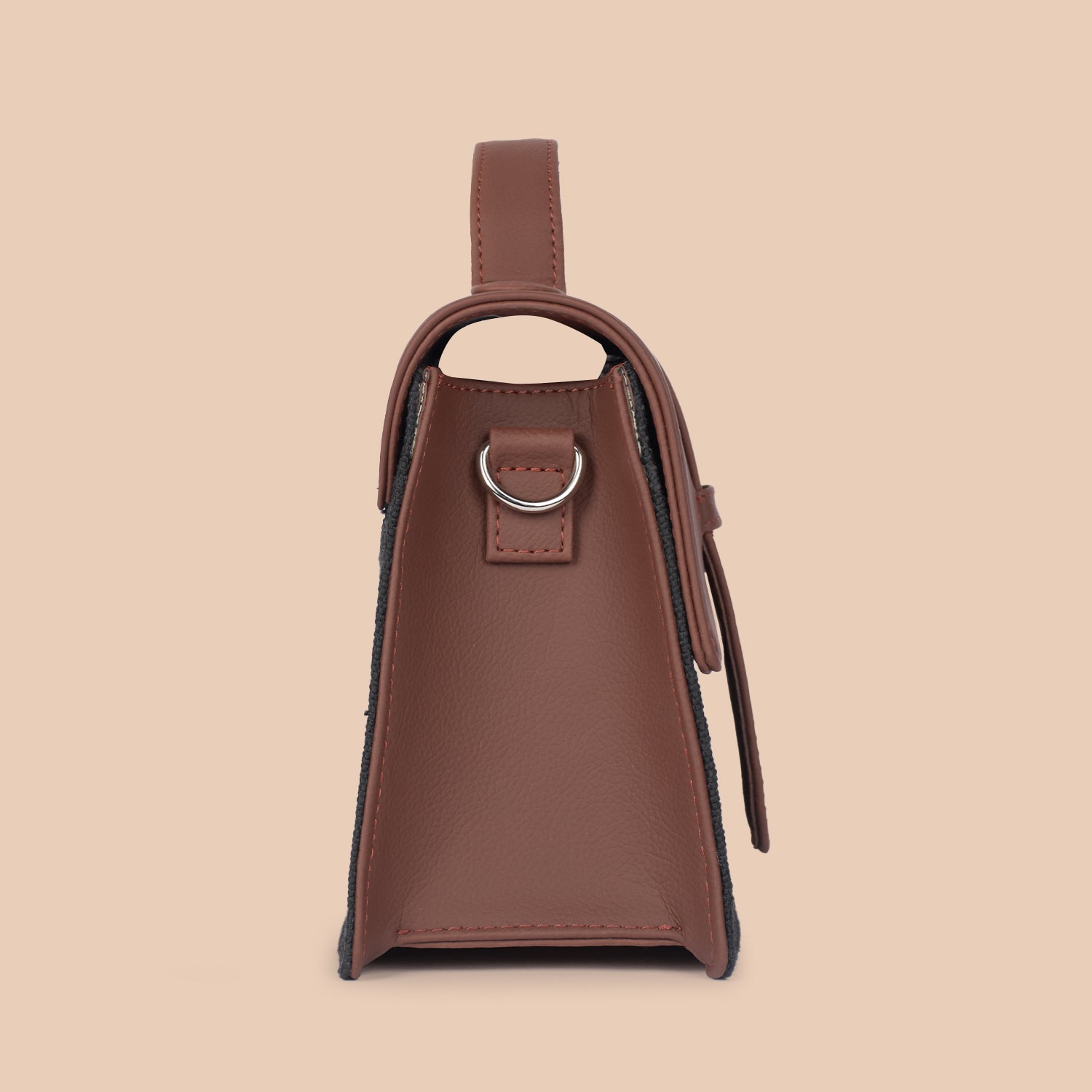 ZIP-Seashell Motif White Iconic Evening Satchel