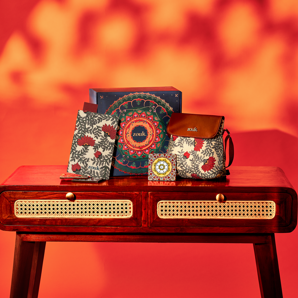 Mandala Saga Floral Gift Box