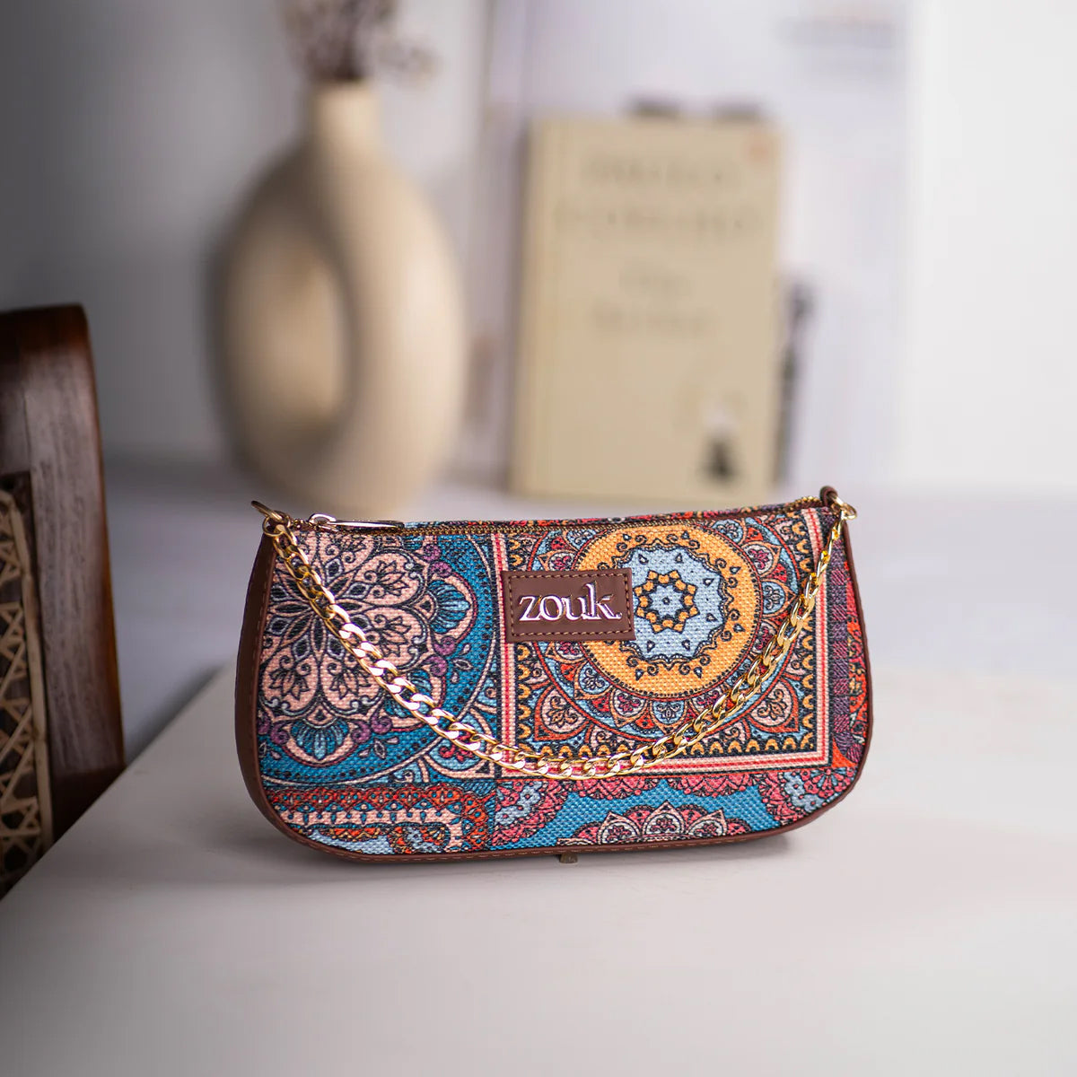 Multicolor Mandala Print Baguette