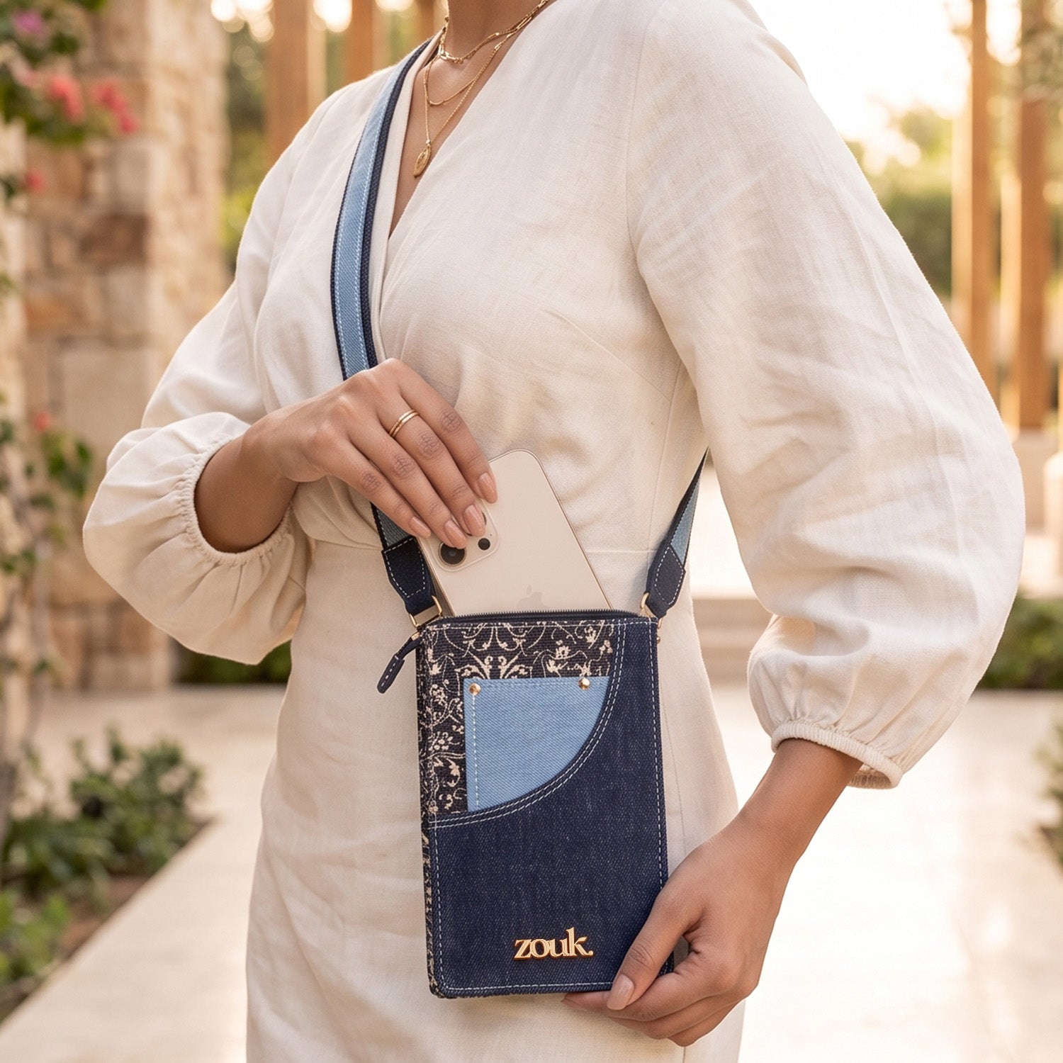 Rumi Phone Sling Qutub Stripes