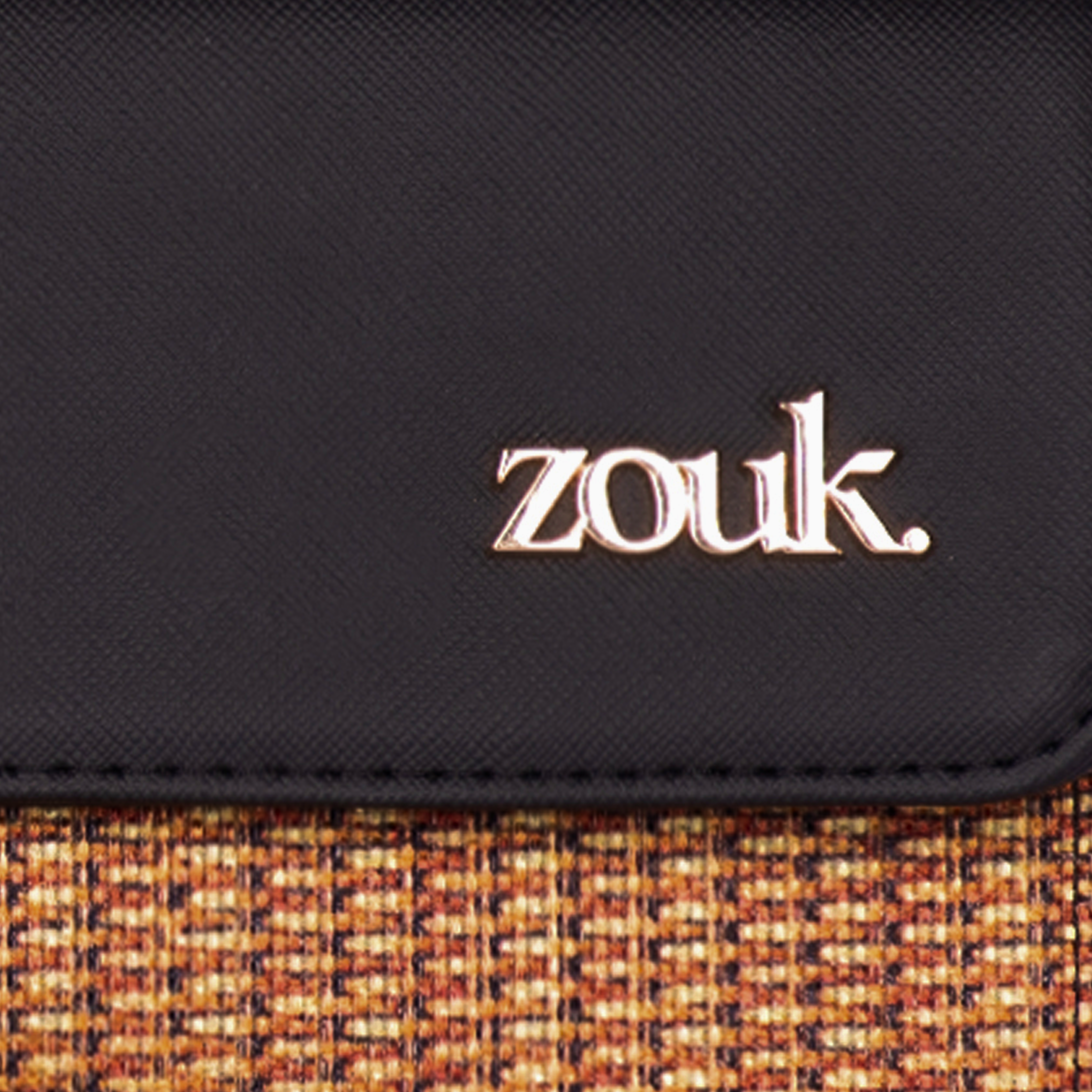 Rhea Kapoor Clutch - Bombay Macrame