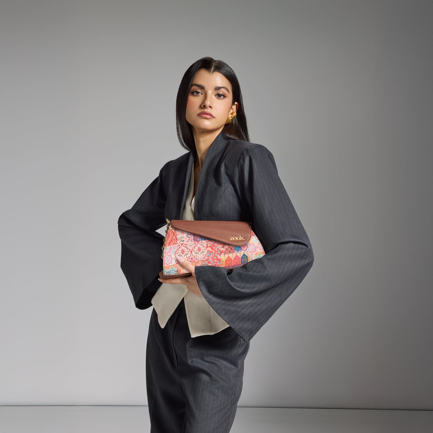 ZIP-Rhea Kapoor Baguette - Kutch Gamthi