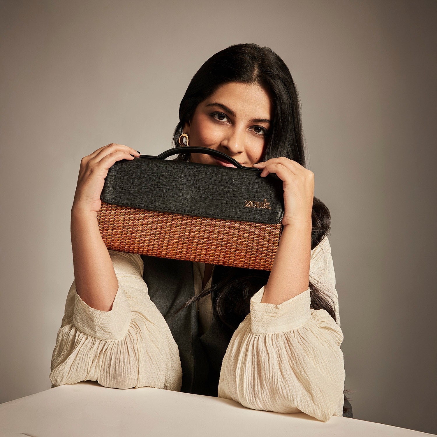 ZIP-Rhea Kapoor Clutch - Bombay Macrame