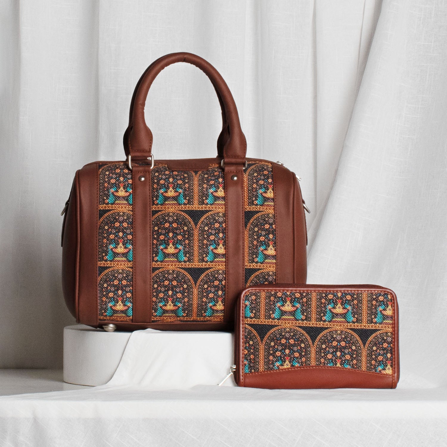 Royal Indian Peacock Motif - Handbag & Chain Wallet Combo