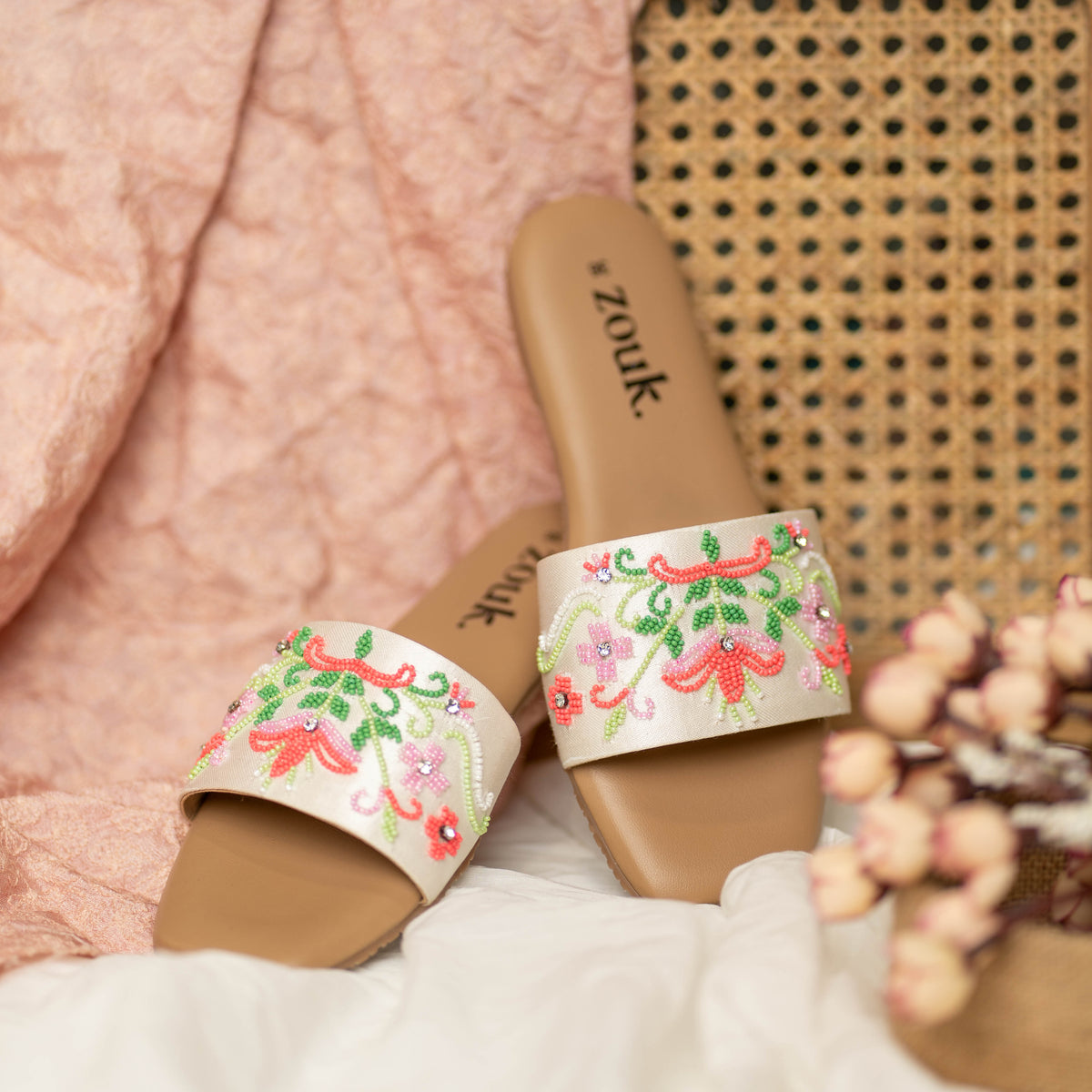 womens slipper sliders