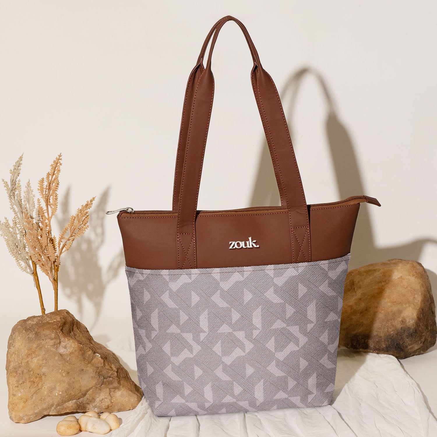 Aravalli Abstract Everyday Tote Bag