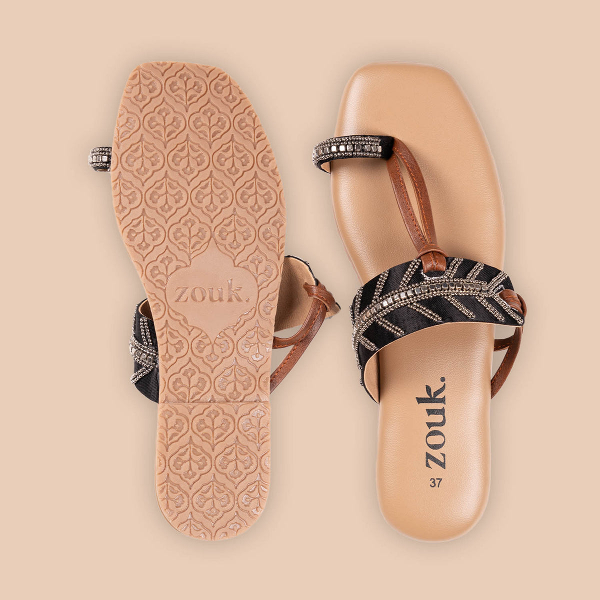 Howrah Bohemian Oxidised Chappal