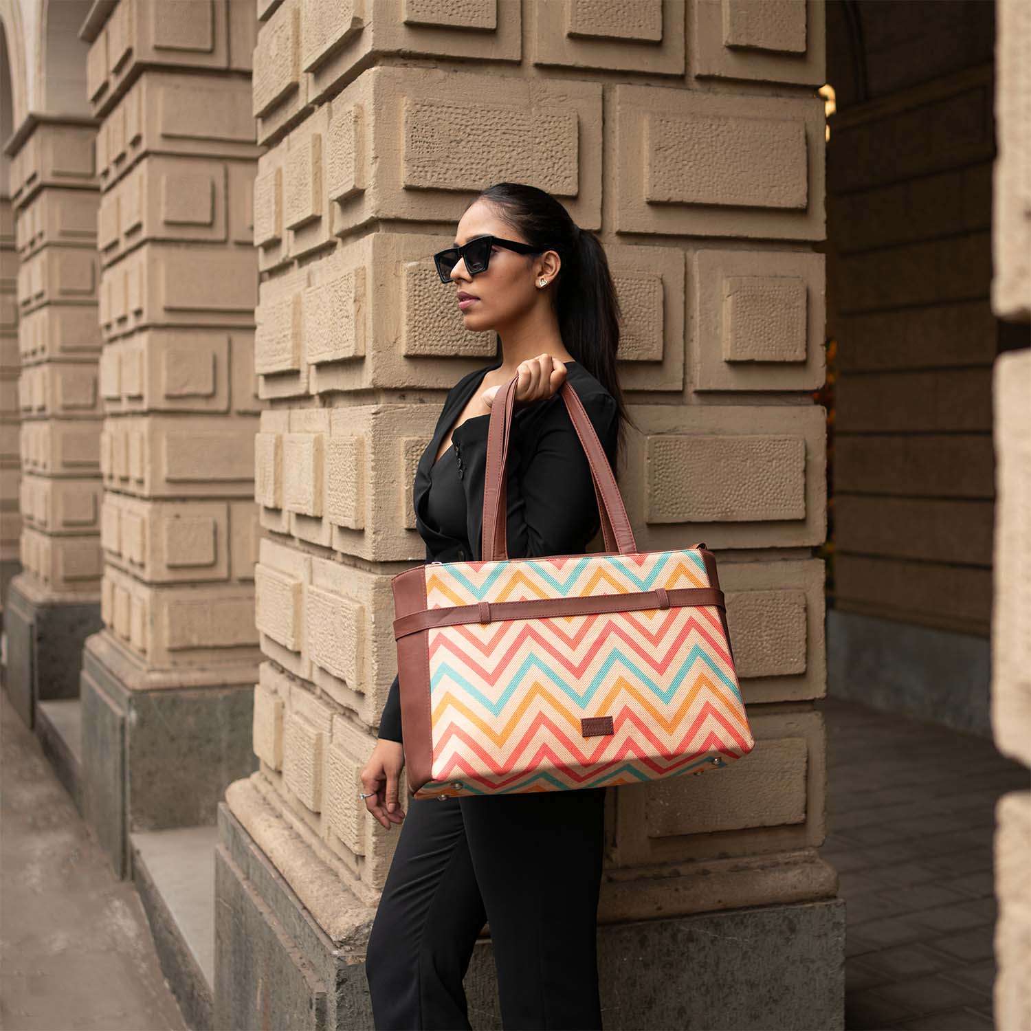 ZIP-WavBeach Statement Office Bag