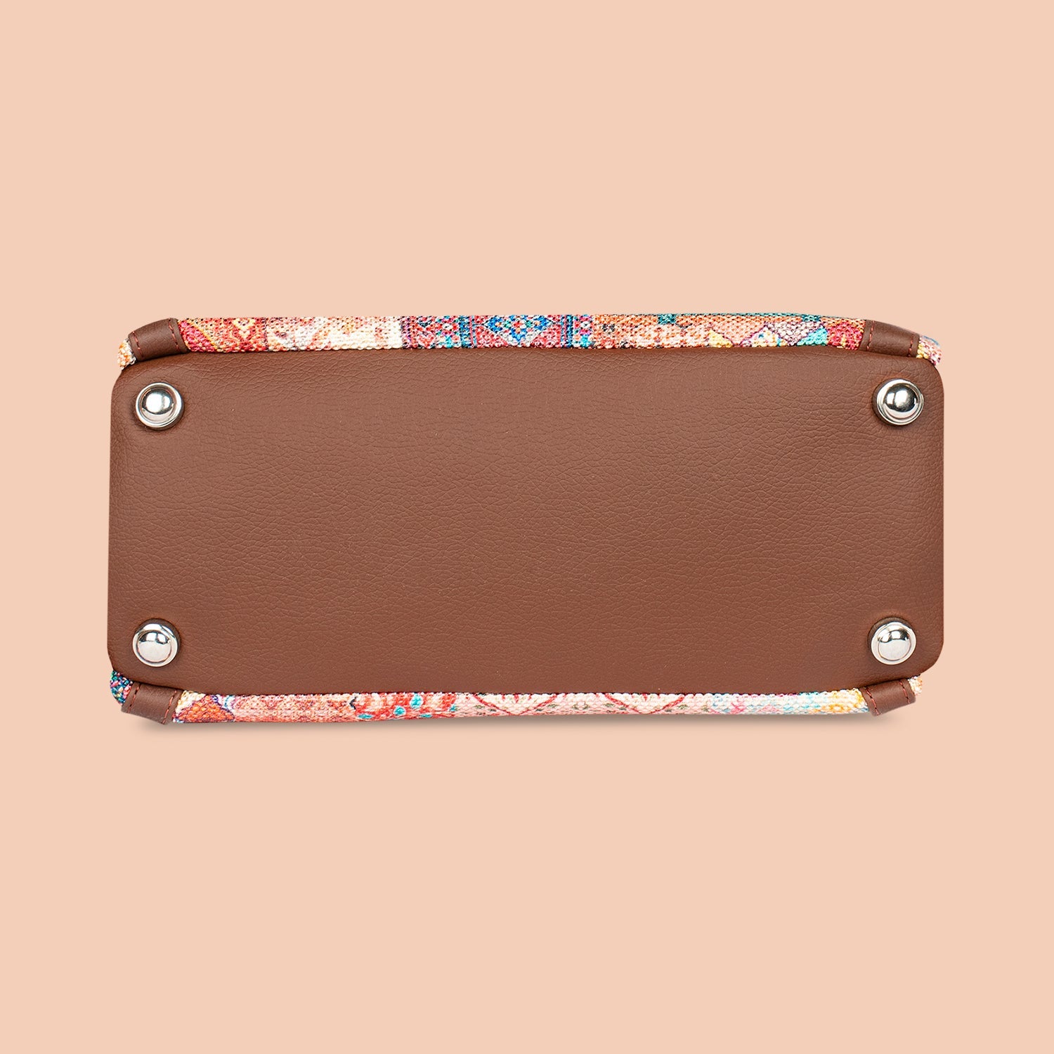 ZIP-Rhea Kapoor Adira Tote Bag - Kutch Gamthi