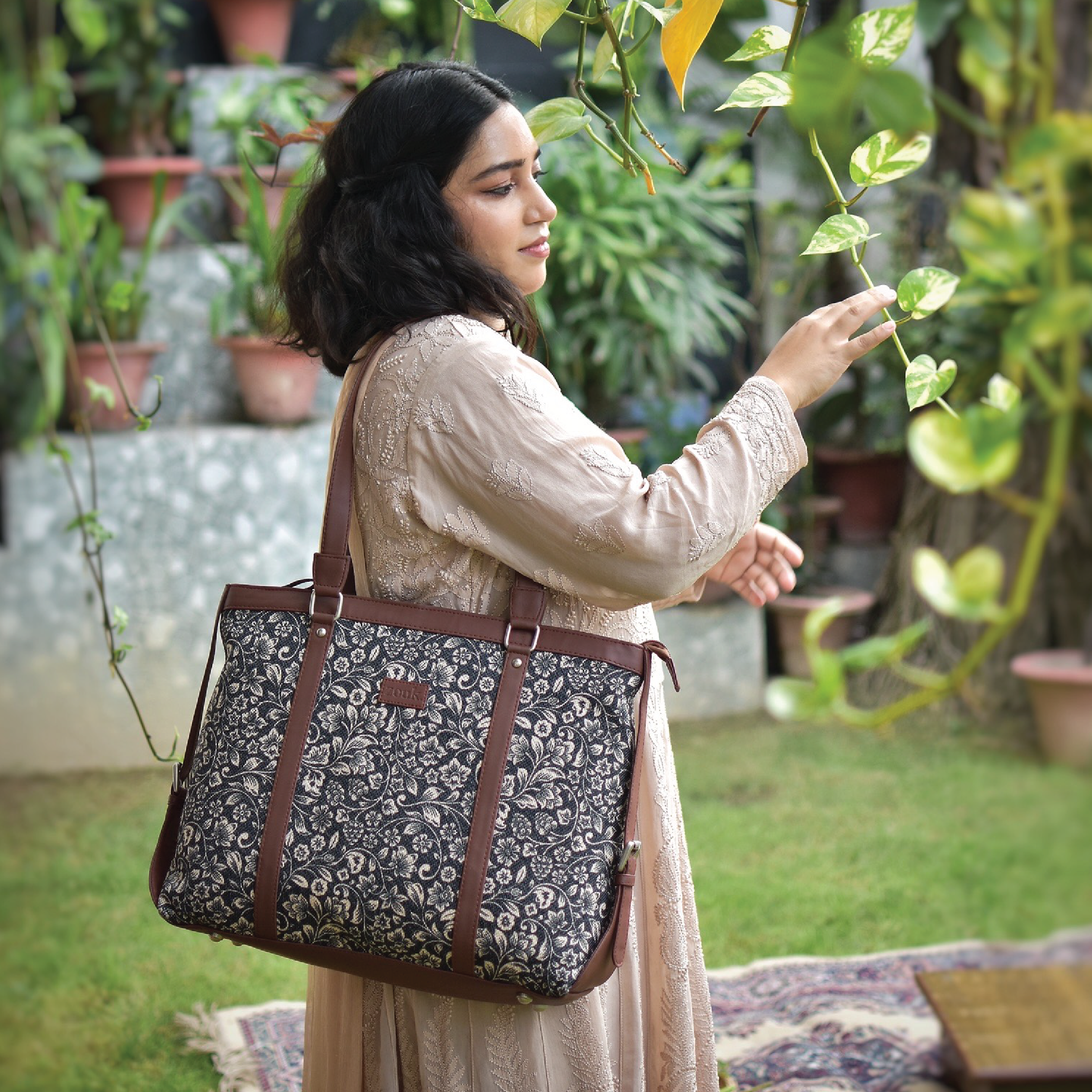 Office bags near me shop