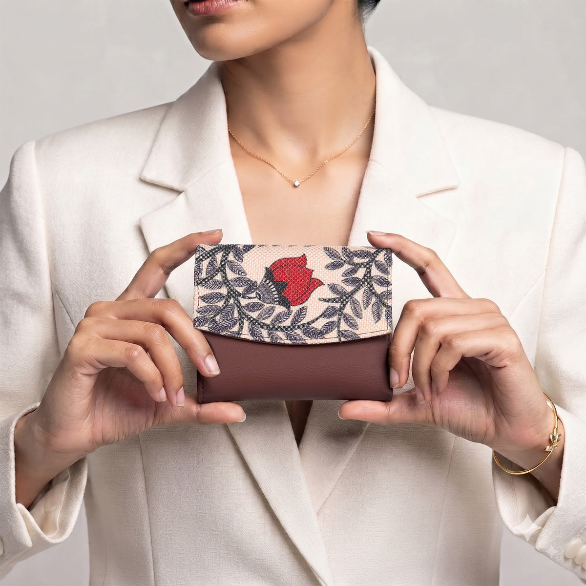 Nawabi Couture Sia Bi-Fold Wallet