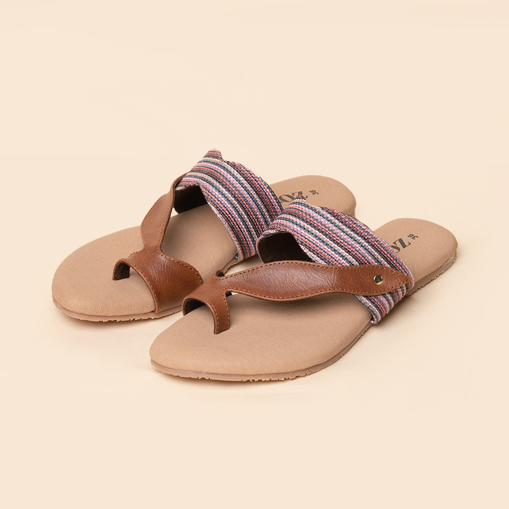 Rohtang Stripes Curvy Toe Chappal