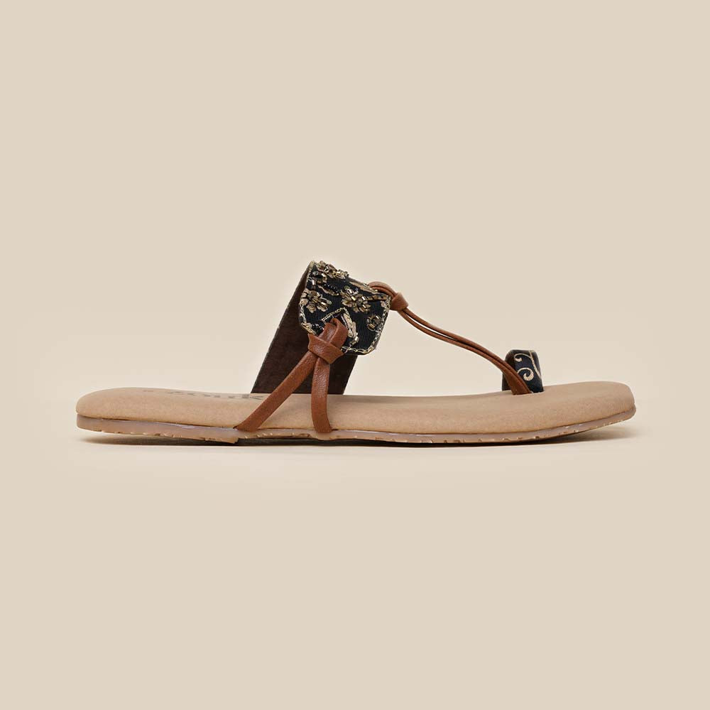 Buy Mast & Harbour Women Cream Coloured Solid Sandals - Heels for Women  4609273 | Myntra