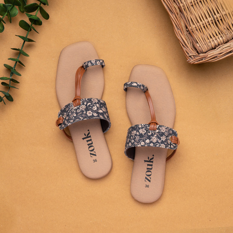Buy Stylish Chappal Sandal for Women | Elegent Sandal Chappals for Girls |  Women Sandal Flat Stylish Online at desertcartINDIA